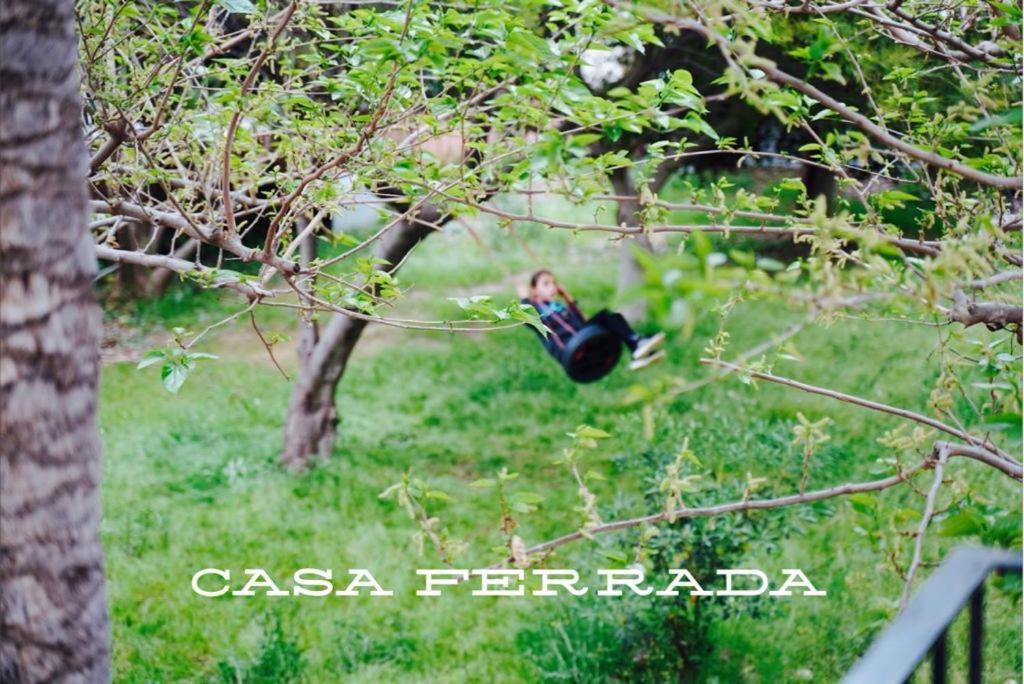 הוילה בוריאנה Casa Ferrada מראה חיצוני תמונה